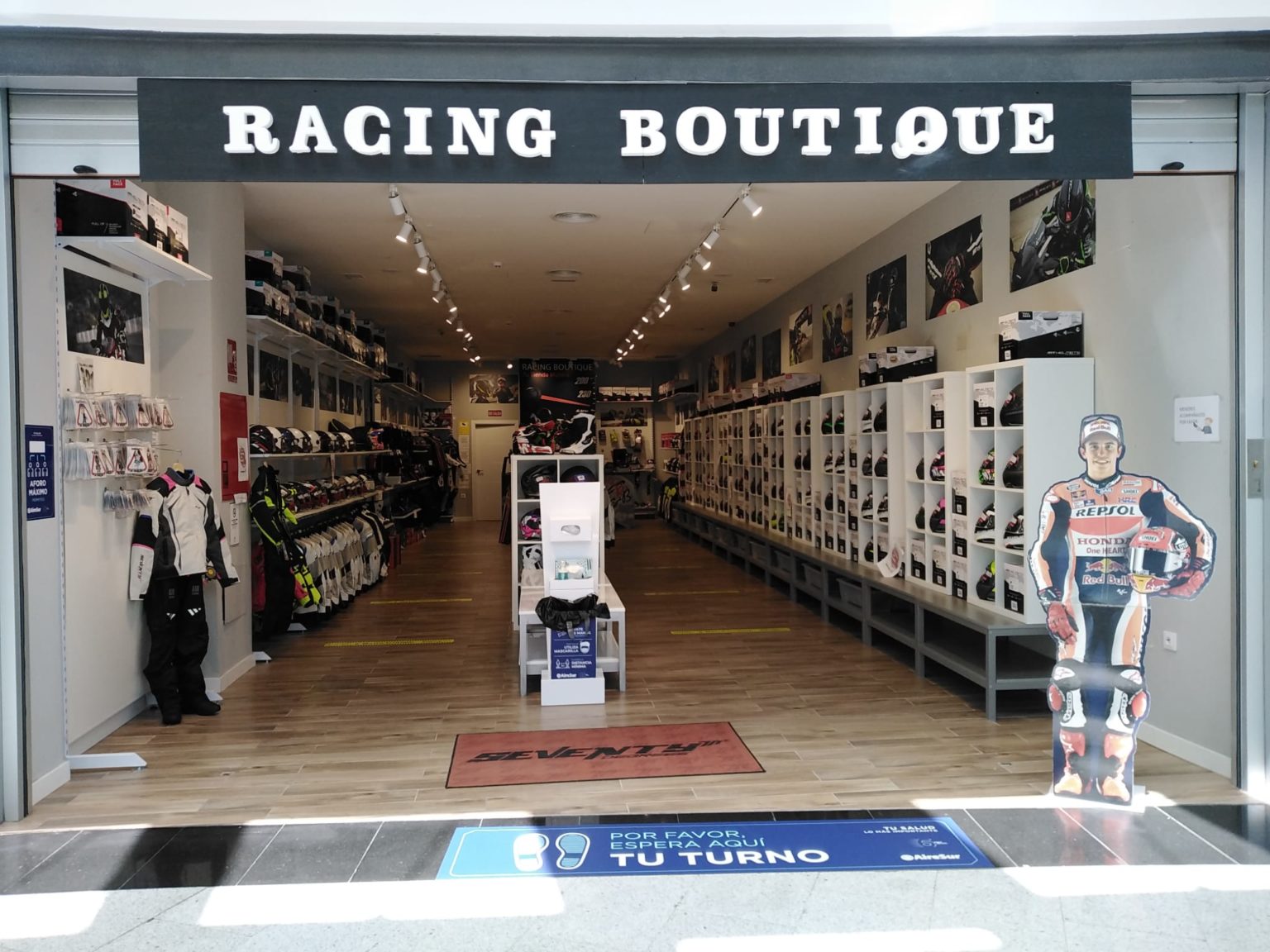 Racing Boutique Sevilla, tu tienda motera de referencia